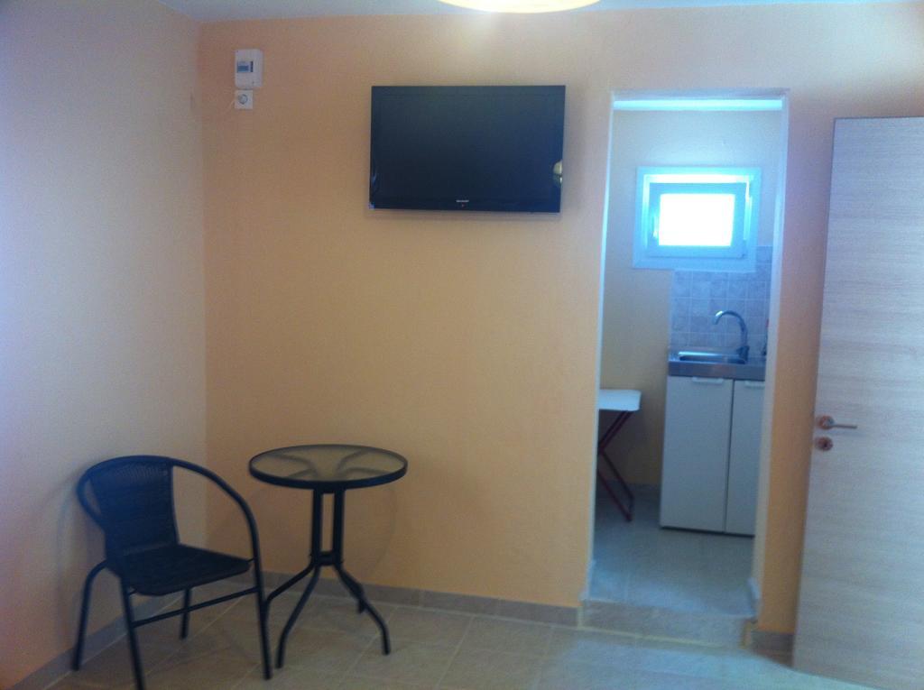 Ágios Kírykos Melissa Rooms חדר תמונה